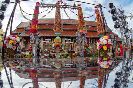 LAMPHUN, THAILAND- 12 SEPTEMBER 2024 : Salak Yom Festival the only one annual in the world at Wat Prathat Hariphunchai in Lamphun, Thailand.のeditorial素材