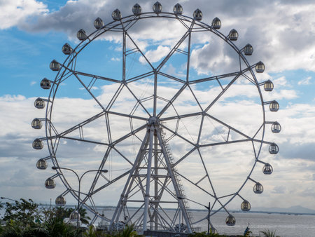 Feb 20, 2016: Mall of Asia, Philippines Ferris wheel in Bay the San Miguelのeditorial素材
