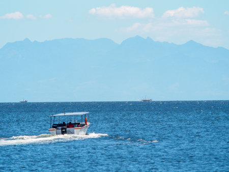 May 7, 2016 Boat on Manila Bay, Manila, Philippinesのeditorial素材