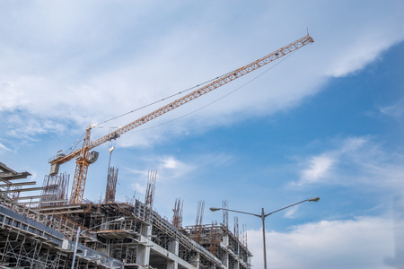 crane on the builddingの写真素材