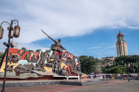 Nov 27,2016 Bonifacio Monument at Manila City hall, Manila, Philippinesのeditorial素材