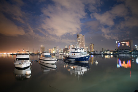 Dec 3,2016 Manila Bay at Harbor Square, Manila, Philippinesのeditorial素材