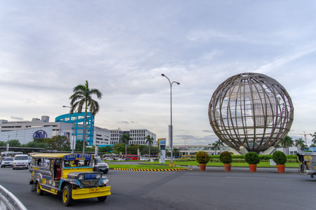 Dec 4, 2016 at Mall of Asia Main Gate, Manila, Philippinesのeditorial素材
