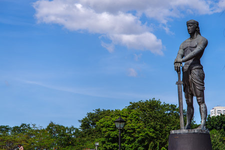 Dec 4, 2016 Lapu-Lapu Monument at Rizal Park, Manila, Philippinesのeditorial素材