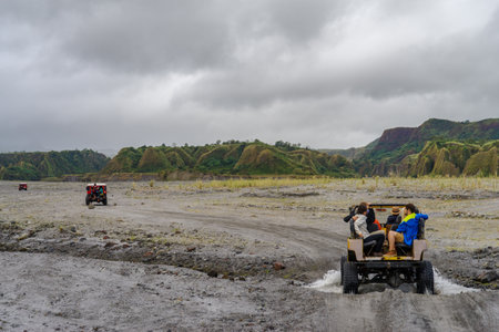 Mountain Pinatubo Crater Lake trekking , Philippinesのeditorial素材