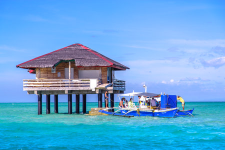 Beautiful beach Sand Bar at Dumaguete, Philippinesのeditorial素材
