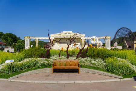 char at the garden parkのeditorial素材