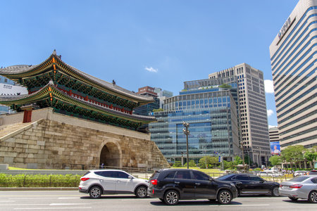 Namdaemun, officially known as the Sungnyemun, is one of the Eight Gates in the Fortress Wall of Seoul, South Koreaのeditorial素材