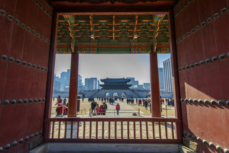Dec 6,2017 Gwanghwamun view from Heungnyemun Gate at Gyeongbok Palace, Seoul , Koreaのeditorial素材