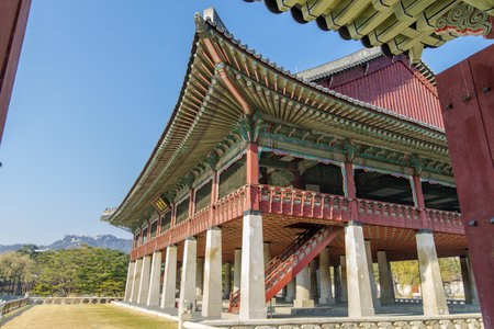 Dec 6,2017 Beautiful party place Gyeonghoeru at Gyeongbok Palace , Seoul ,Koreaのeditorial素材