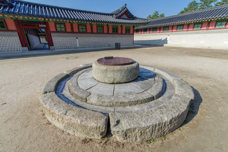 Traditional Korean house yard at Gyeongbok Palace,Seoul,Koreaのeditorial素材
