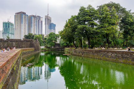Jan 21, 2018 Tourists taking pictures in front of the Fort Santiago main entrance, Manila , Philippinesのeditorial素材