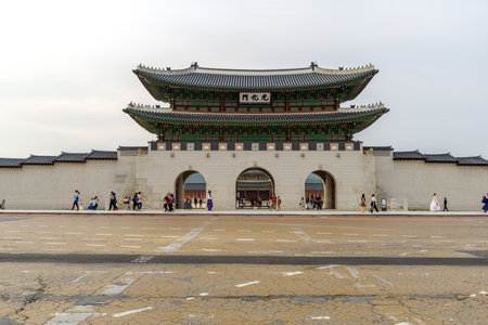 Seoul, Souith Korea : Jun 17, 2018 Gwanghwamun main gate of Gyeongbok Palaceのeditorial素材