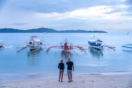 Dec 22,2018 Travelers who view the sea from the Port Barton, Palawan, Philippinesのeditorial素材