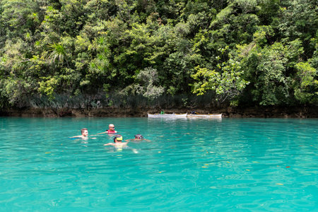 Apr 29,2019 People swimming in the in the Socorro, Surigao del Norte, Philippinesのeditorial素材