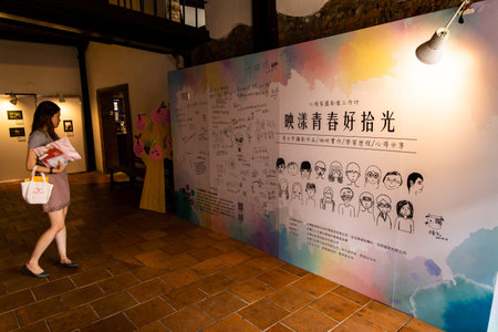 Aug 20, 2019 People walking at Ximen Bopiliao Historic Block, Taipei city, Taiwanのeditorial素材