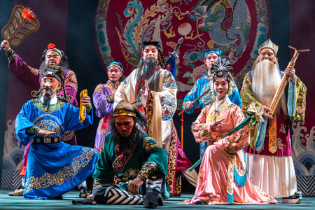 Aug 23,2019 Actor of the TaipeiEYE perform Legend of Eight Immortals Crossing the Sea at Li-Yuan Peking Opera Theatre, Taipei, Taiwanのeditorial素材