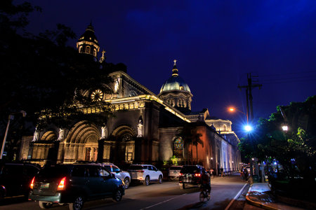 Nov 10, 2019 Night view in front of Manila Cathedral, Manila, Philippinesのeditorial素材