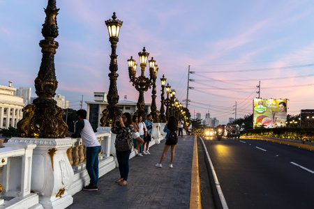 Dec 31, 2019 William A. Jones Memorial Bridge night landscape, Manila, Philippinesのeditorial素材
