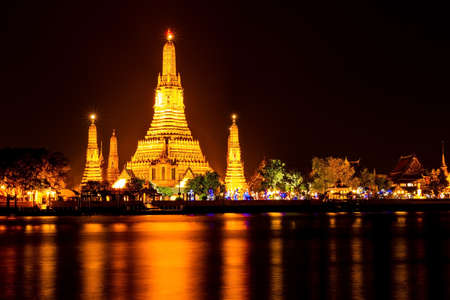 Wat Arun historical park and Chawpraya river Bangkok, Thailandの写真素材