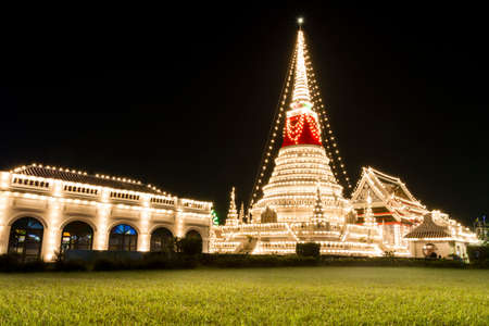 The stupa at Phra Samut Chedi in Samut Prakan, Thailand, decorated during a temple festival  の写真素材