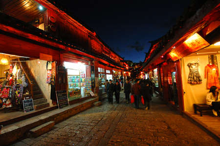 LIJIANG, CHINA - MARCH 21   LIJIANG old town on March 21, 2008 in Lijiang,Yunnan, China  One of the famous Chinaのeditorial素材