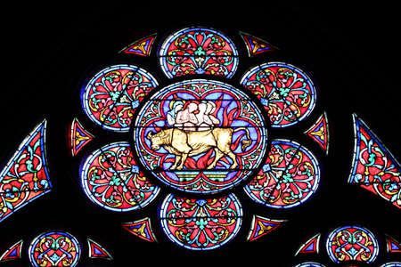 Paris, France, 9 March 2011: Stained glass window of the Cathedral of Notre Dame de Parisのeditorial素材