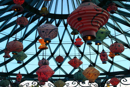 Paris, France, 9 April 2011: Mad Hatter's Tea Cups in Disneyland Parisのeditorial素材