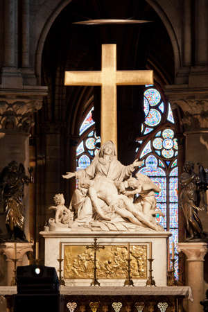 Pieta, Notre Dame Cathedral, Paris, Franceのeditorial素材