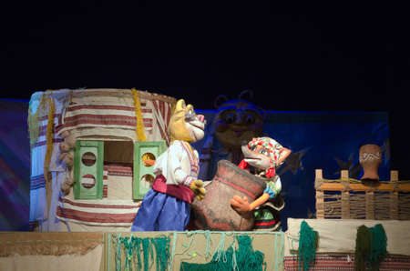 DNIPROPETROVSK, UKRAINE - MAY 9, 2016: Rooster Kozakperformed by members of the Dnipropetrovsk Puppet Theatre.のeditorial素材