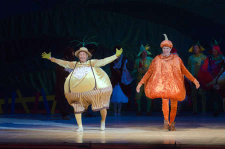 DNIPROPETROVSK, UKRAINE - OCTOBER 3, 2015: Members of the Dnipropetrovsk State Opera and Ballet Theatre perform CHIPOLLINO.のeditorial素材