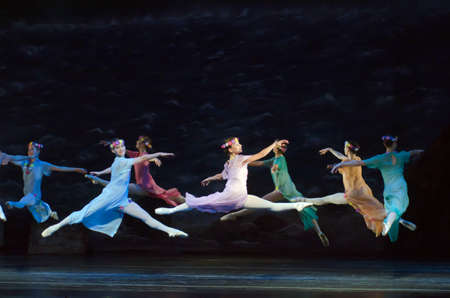 DNIPROPETROVSK, UKRAINE - OCTOBER 4, 2015: Members of the Dnipropetrovsk State Opera and Ballet Theatre perform Corsairのeditorial素材