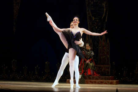DNEPROPETROVSK, UKRAINE - APRIL 23: Swan Lake ballet performed by Dnepropetrovsk Opera and Ballet Theatre ballet on April 23, 2011 in Dnepropetrovsk, Ukraine.のeditorial素材