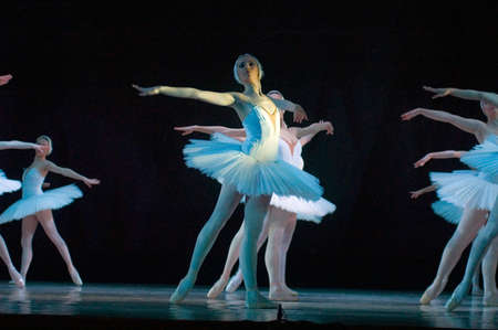 DNEPROPETROVSK, UKRAINE - APRIL 23: Swan Lake ballet performed by Dnepropetrovsk Opera and Ballet Theatre ballet on April 23, 2011 in Dnepropetrovsk, Ukraine.のeditorial素材