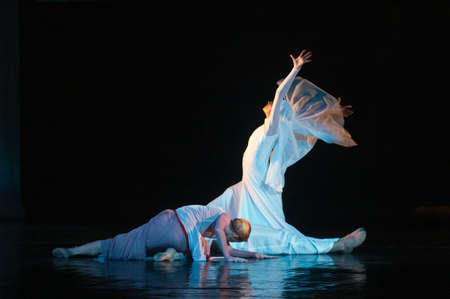 DNEPROPETROVSK, UKRAINE  SEPTEMBER 25: Members of the Dnepropetrovsk State Opera and Ballet Theatre perform "Jesus" on September 25, 2012 in Dnepropetrovsk, Ukraineのeditorial素材