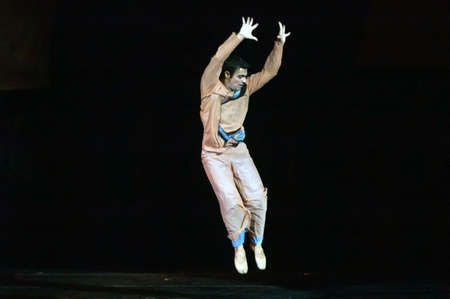 DNEPROPETROVSK, UKRAINE  SEPTEMBER 25: Members of the Dnepropetrovsk State Opera and Ballet Theatre perform "Jesus" on September 25, 2012 in Dnepropetrovsk, Ukraineのeditorial素材