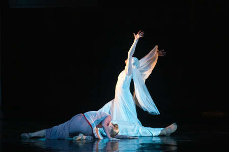 DNEPROPETROVSK, UKRAINE  SEPTEMBER 25: Members of the Dnepropetrovsk State Opera and Ballet Theatre perform "Jesus" on September 25, 2012 in Dnepropetrovsk, Ukraineのeditorial素材