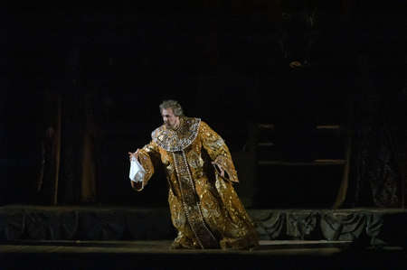 DNEPROPETROVSK, UKRAINE  NOVEMBER 24: Members of the Dnepropetrovsk State Opera and Ballet Theatre perform "Boris Godunov" on November 24, 2012 in Dnepropetrovsk, Ukraineのeditorial素材