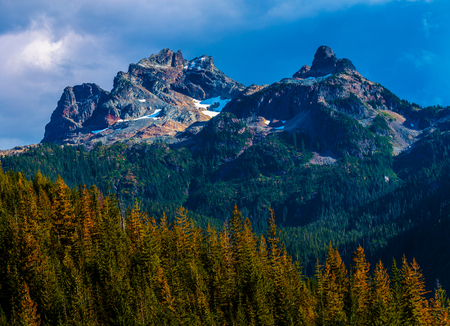 Squamish, BC, Canada - Sept. 22, 2016:  Views of Ledge, Sky Pilot (2031m), Co-Pilot Mountain peaks, and the Stadium Glacier.のeditorial素材