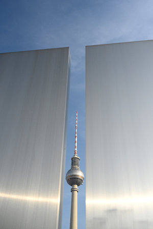 Berlin, Germany - October 31, 2022: The TV Tower located on the Alexanderplatz in Berlin, Germany.のeditorial素材