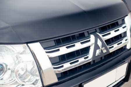 Nizhny Novgorod, Russia - September 14, 2016: The black bonnet, radiator grille a sign logo of the Mitsubishi Pajero Sport Carのeditorial素材