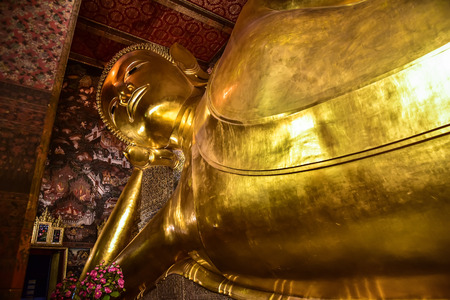 Reclining Buddha was  beautiful at Wat Arun.のeditorial素材