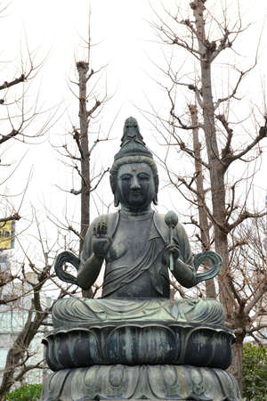 Buddha statue in Senso-ji Temple, Tokyo, Japanのeditorial素材