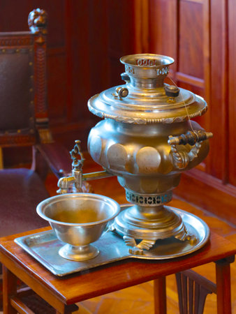 antique copper samovar and tea brewing setの写真素材
