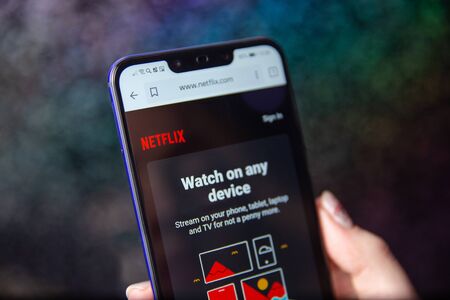 Tula, Russia - November 28, 2018: Netflix logo on smartphoneのeditorial素材