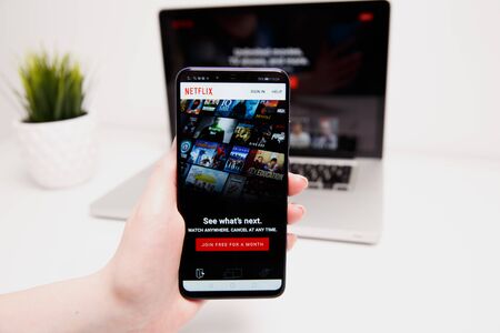 Tula, Russia - February 18, 2019:Close up Netflix app icon on Laptop screen. Netflix is an international leading subscription service for watching TV episodes anのeditorial素材