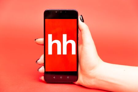 26 08 2019 Tula: hh on the phone display. Logoのeditorial素材