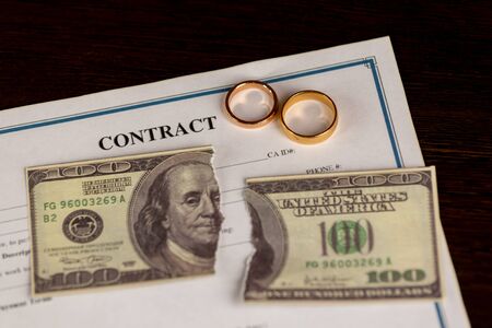 Man signing marriage contract, closeup.の写真素材