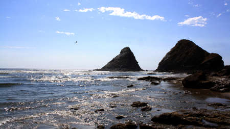 This image features a rock formation found next to the Hecieta Head lighthouse also known as "devils elbow".の写真素材