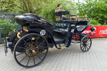 BERLIN - MAY 11  The self-propelled coach AAGLANDER-Mylord  modern replica , 26  Oldtimer-Tage Berlin-Brandenburg, May 11, 2013 Berlin, Germanyのeditorial素材